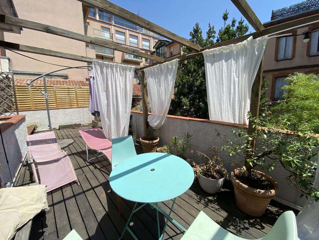 Appartement Maison T5 avec Terrasse Quartier des Chalets - photo 4