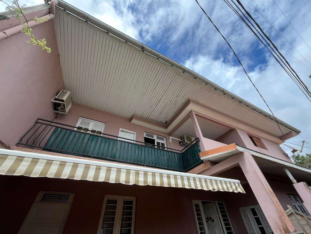 Maison à FORT-DE-FRANCE