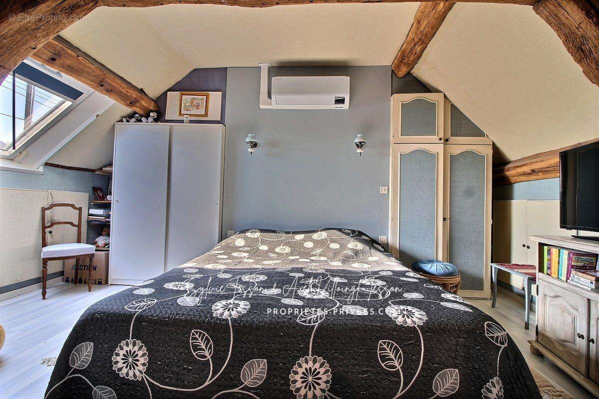 Maison à SAINT-LYE-LA-FORET