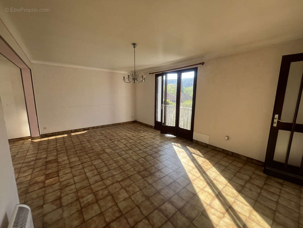 Maison à LE POUJOL-SUR-ORB