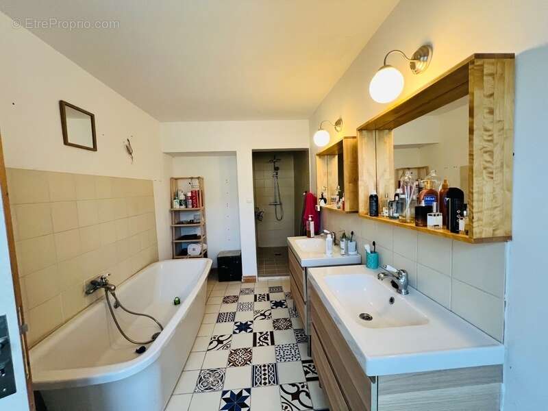 Maison à CHATELLERAULT