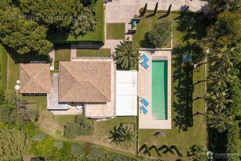 Maison 323 m² à Antibes  - photo 3