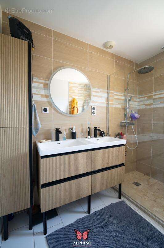Maison 89 m² à Saint-Martial-De-Valette  - photo 7
