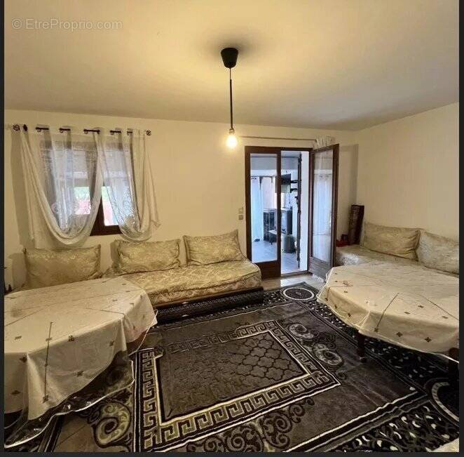 À vendre – Maison T6 avec jardin – Secteur La Martelle, Montpellier - photo 3