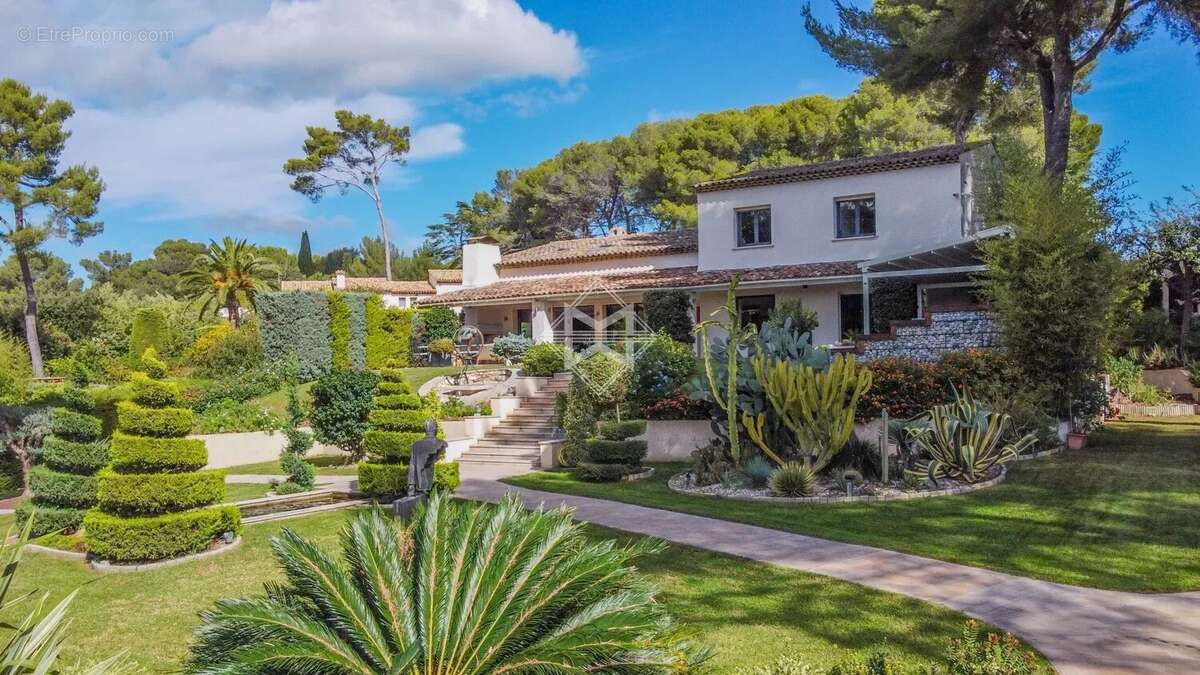 Maison à BIOT