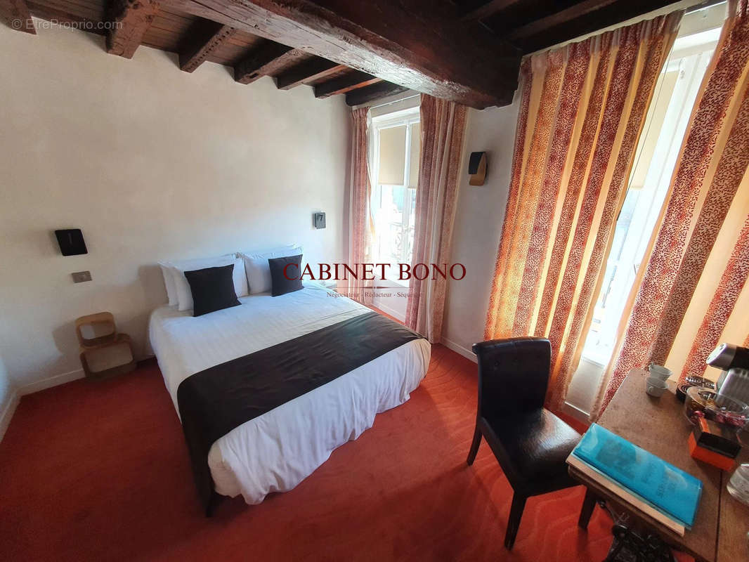 Autre à SAINT-QUENTIN