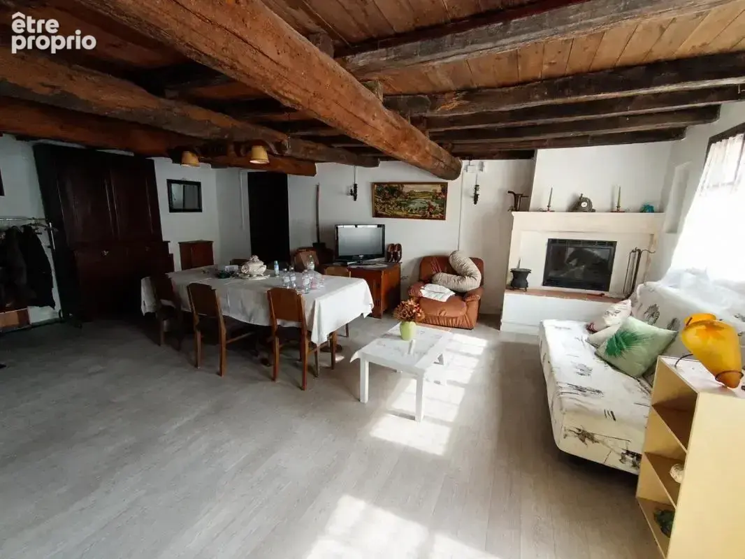 Maison de bourg à fort potentiel - photo 4