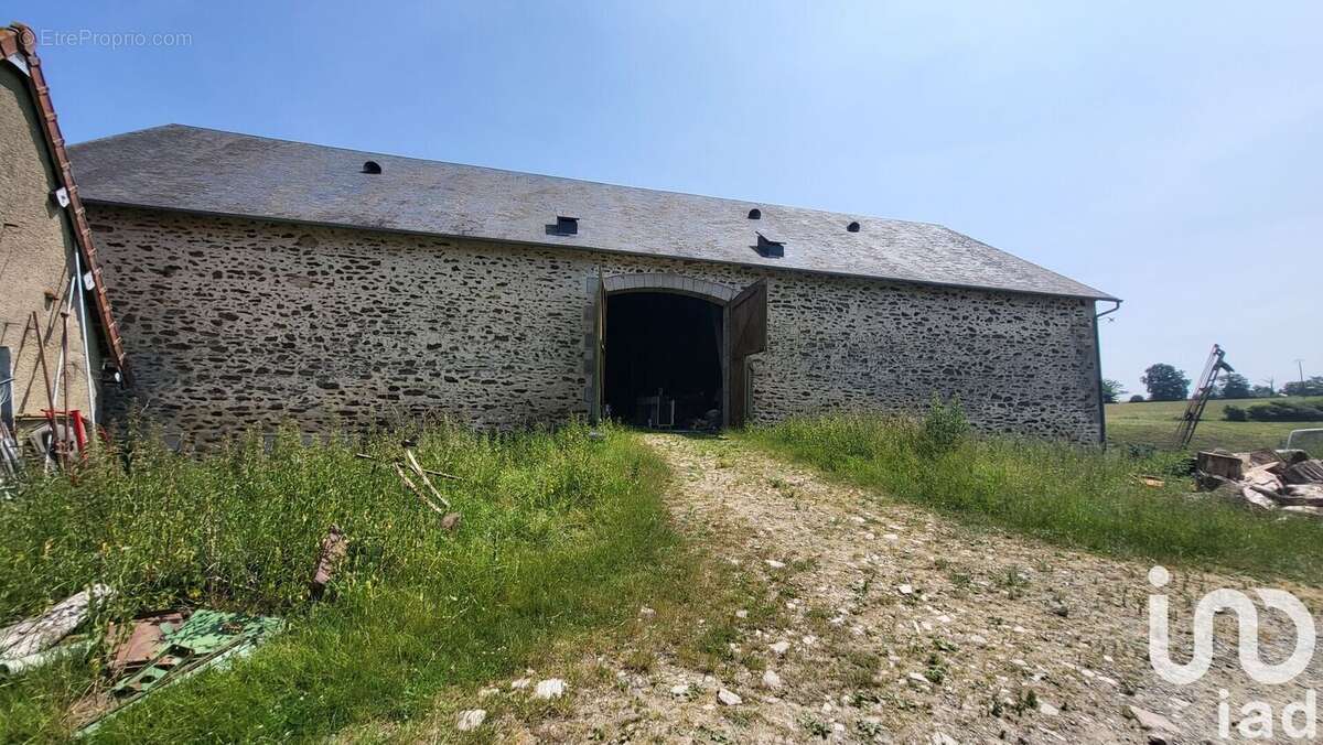 Maison 139 m² à Malleret-Boussac  - photo 7