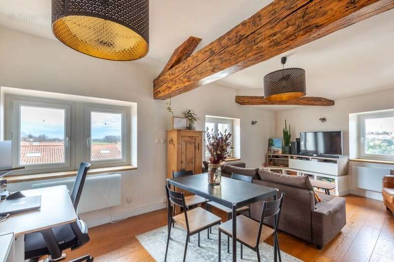 Appartement à VERNAISON