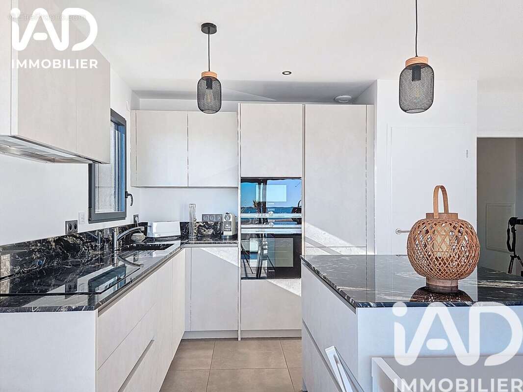Appartement 90 m² à Sainte-Maxime  - photo 4
