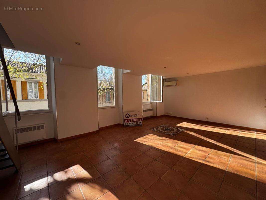 Appartement à MARSEILLE-13E