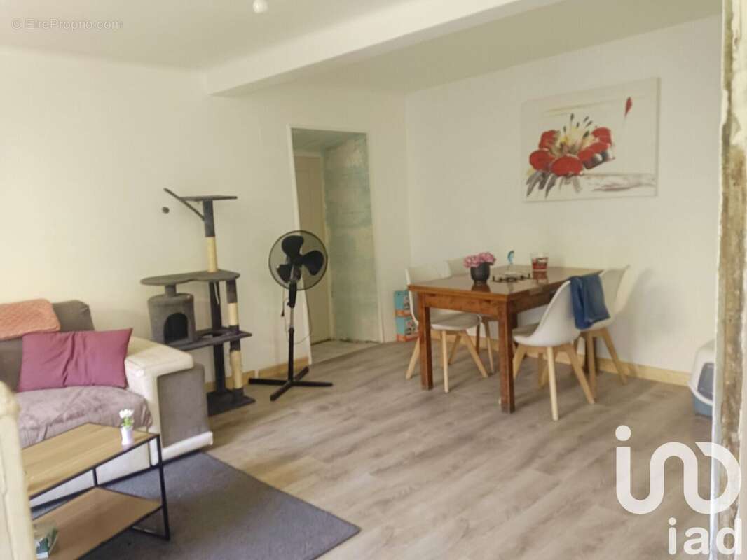 Photo 4 - Maison à NAVES