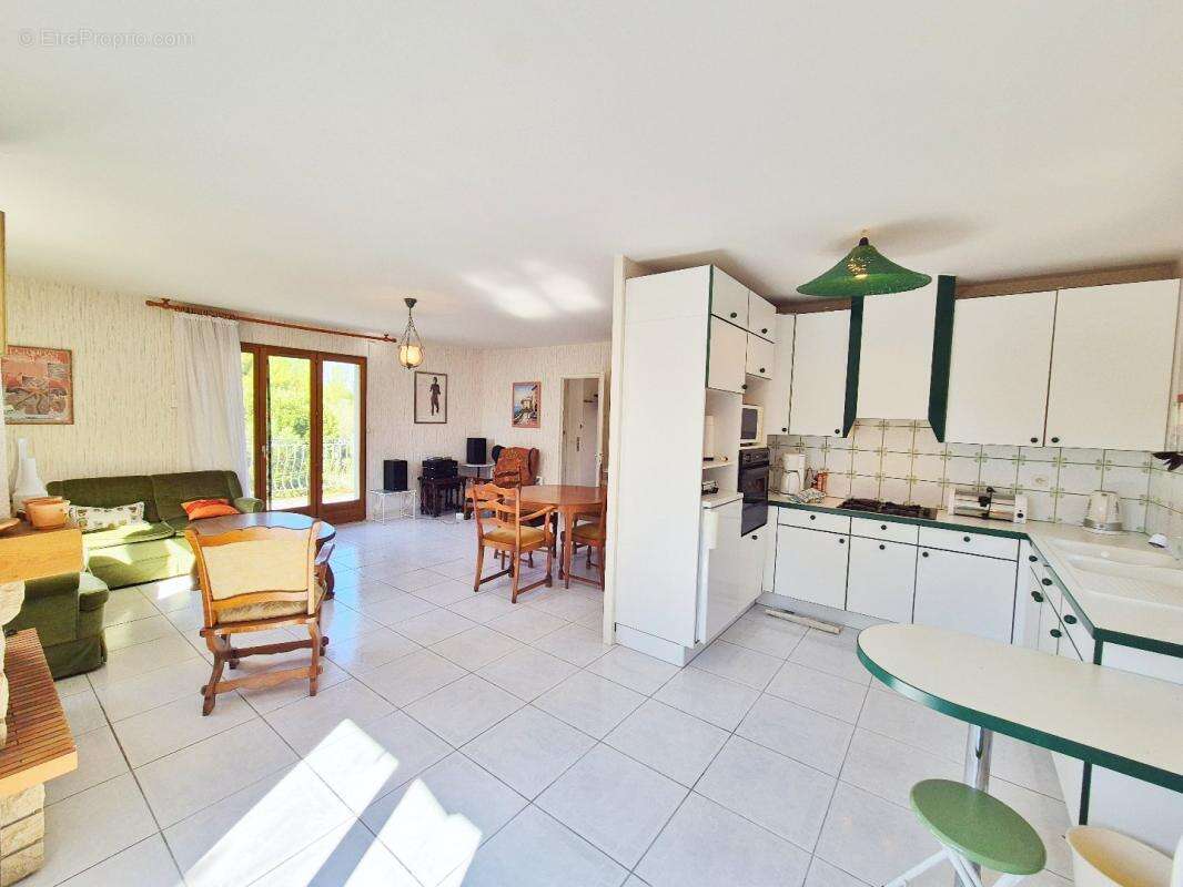 Maison à LAMALOU-LES-BAINS