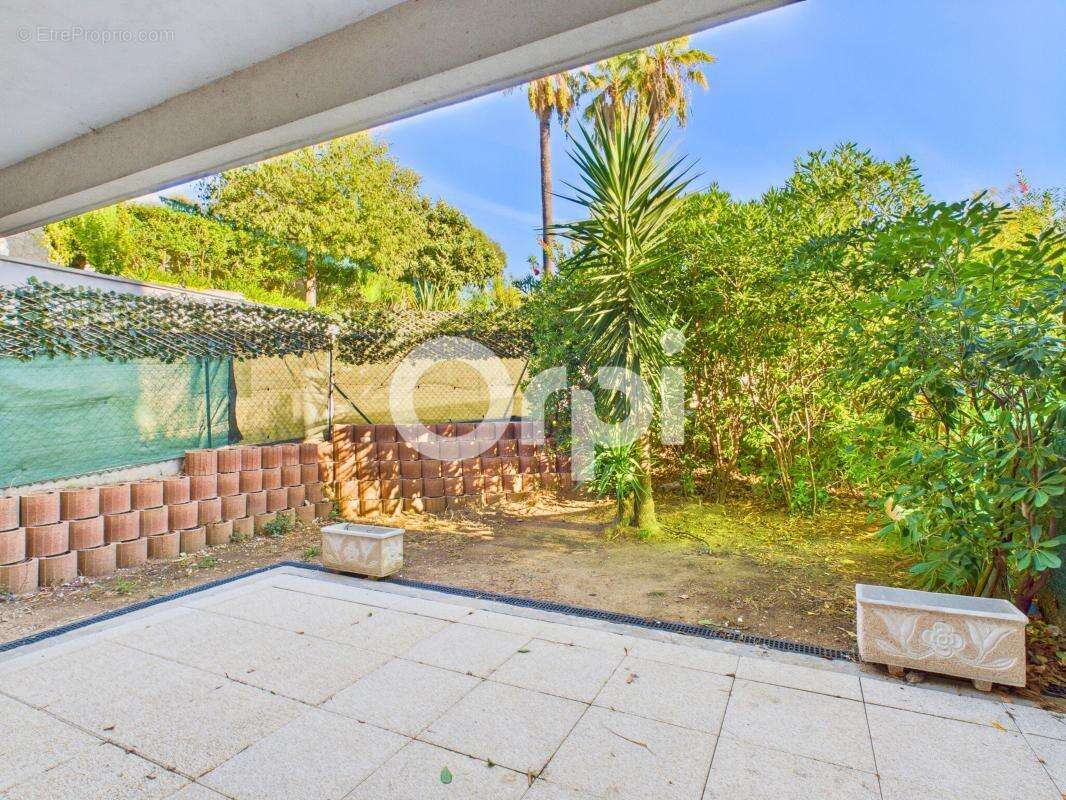 Appartement à MANDELIEU-LA-NAPOULE