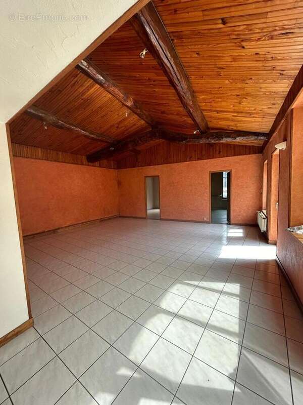 Photo 2 - Appartement à GENAY