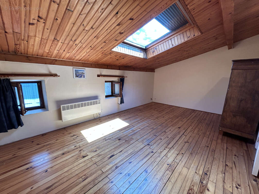 Immeuble 6 pièces 202m2 - photo 3