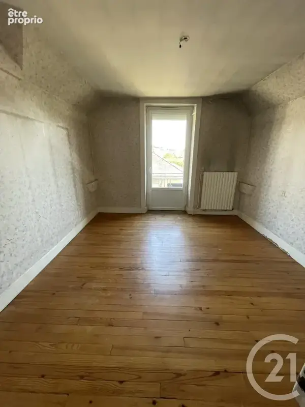 Maison 6 pièces 92 m² à vendre à Aurillac (15000) - photo 8
