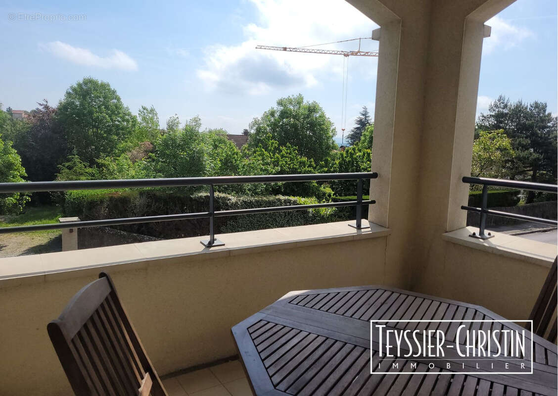 Appartement à SAINT-LAURENT-D'AGNY