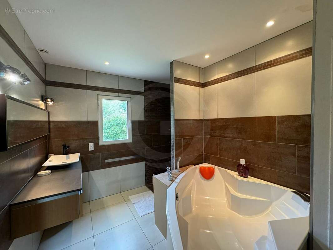 Maison d'architecte a poussan - photo 3