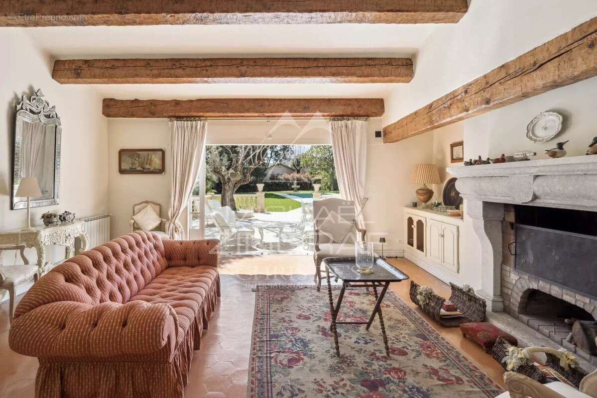 Maison à ANTIBES