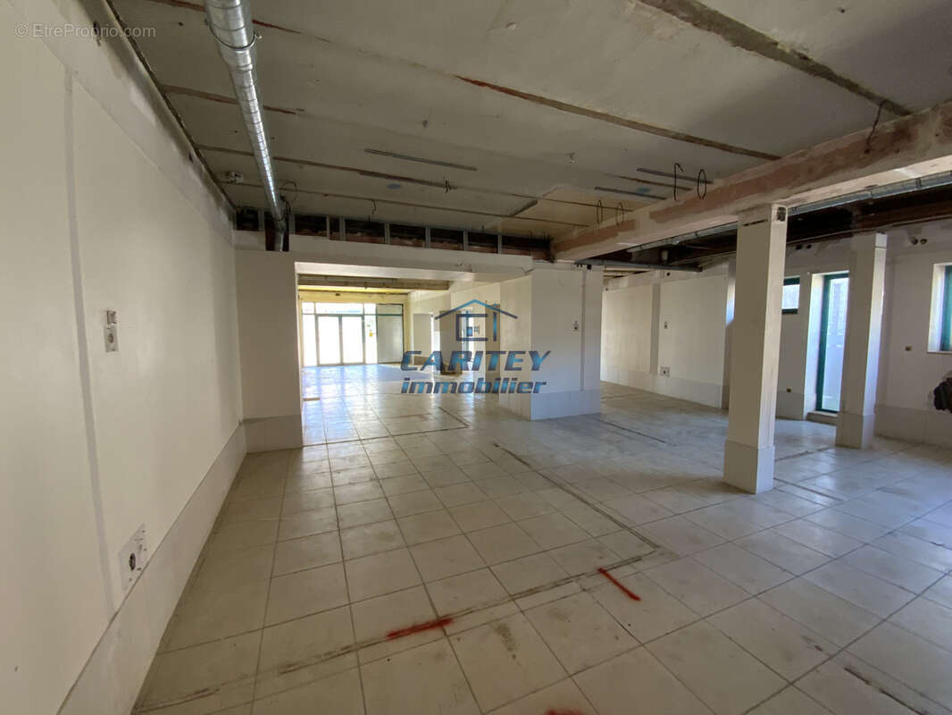Local commercial 177m2 a renover au centre-ville à melisey - photo 2