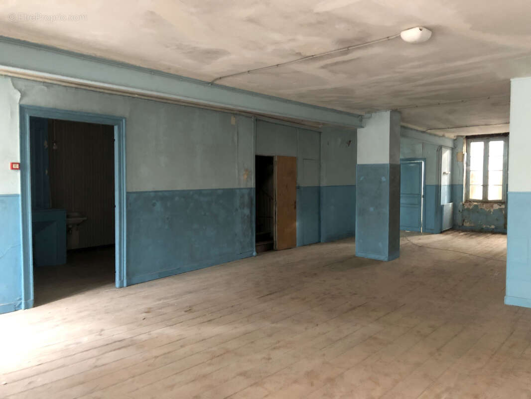 Appartement à BARBEZIEUX-SAINT-HILAIRE