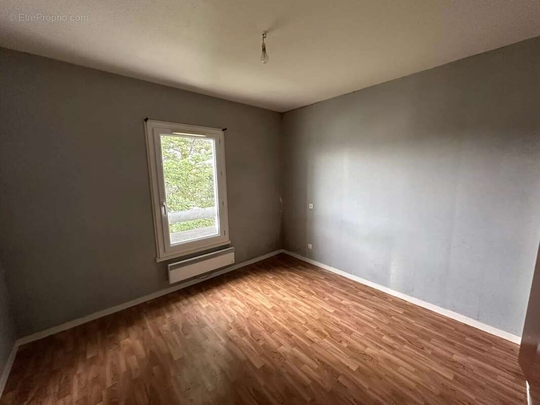 Maison à SAINT-CIERS-SUR-GIRONDE