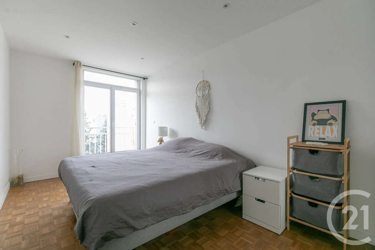 Appartement à SAINT-MAUR-DES-FOSSES