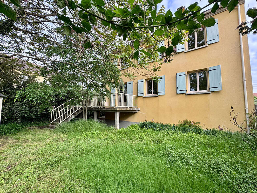 Maison à CONFLANS-SAINTE-HONORINE