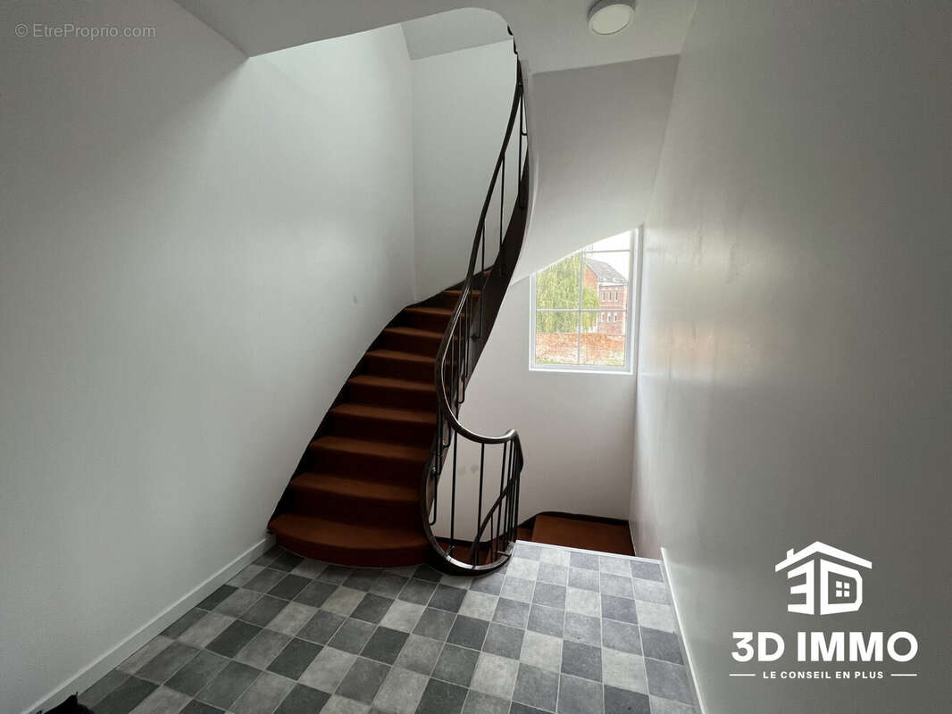 Appartement à AVESNES-SUR-HELPE