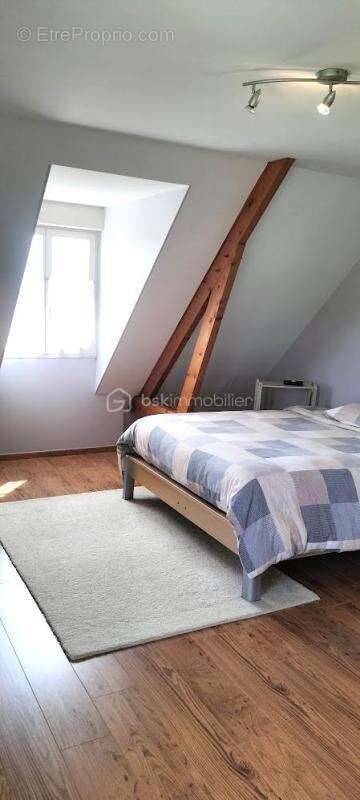 Maison à CHAMPVALLON