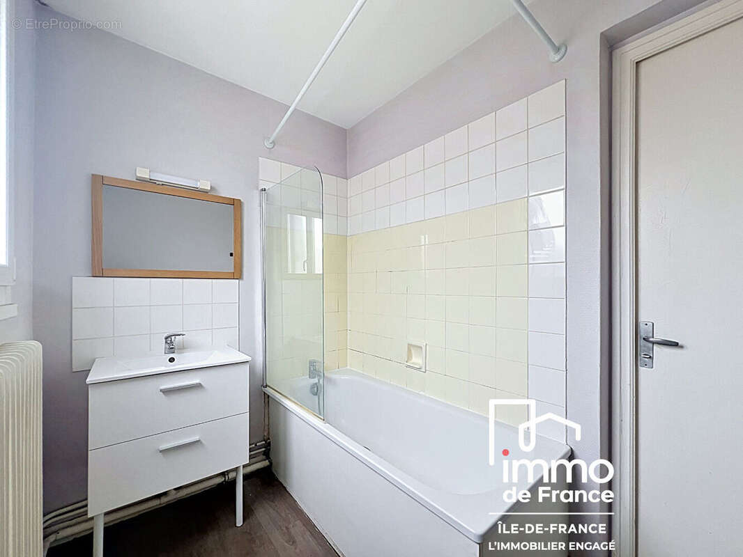 Appartement à MAINVILLIERS