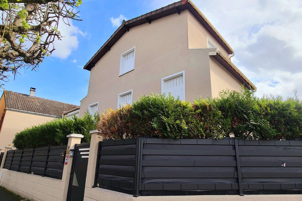 Maison à CHOISY-LE-ROI