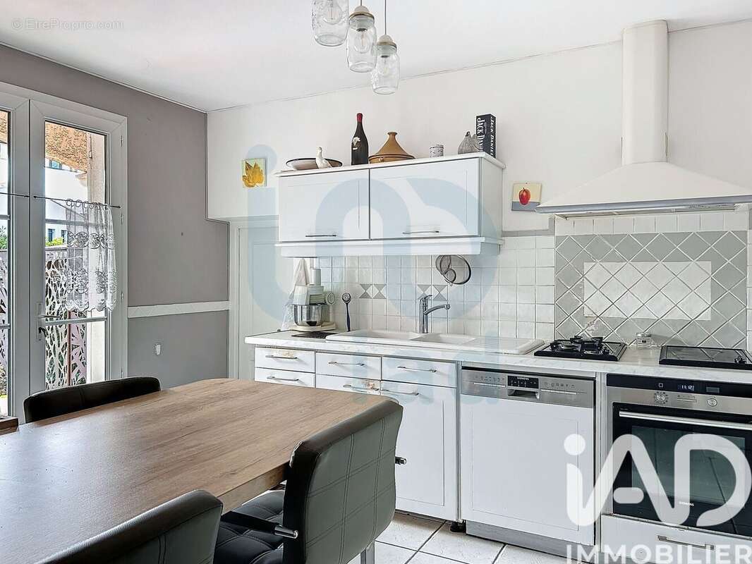 Photo 2 - Maison à BOULBON