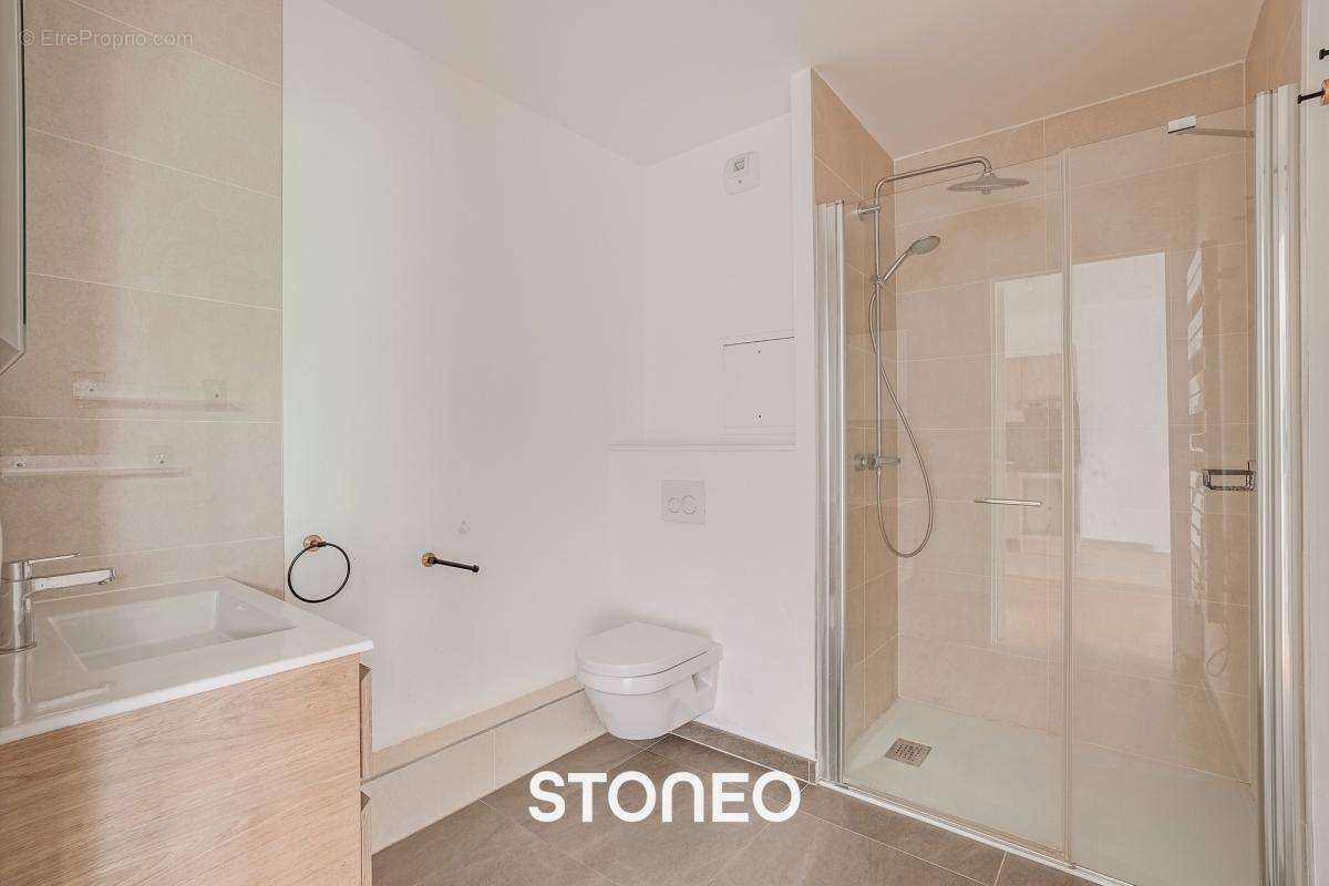 Appartement à ISSY-LES-MOULINEAUX