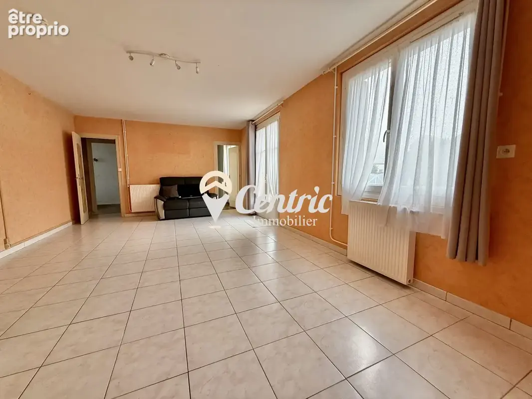 Maison 3 pièces 66 m² à vendre à Louresse-Rochemenier (49700) - photo 4
