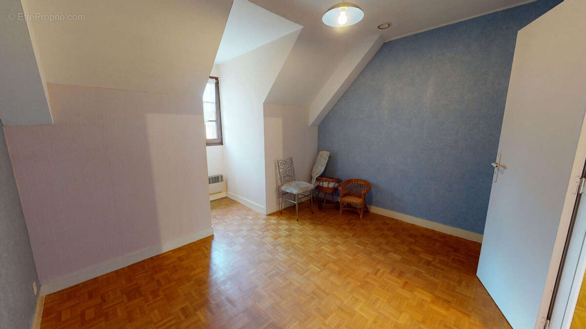 Maison à SAINT-GERMAIN-DU-PUY