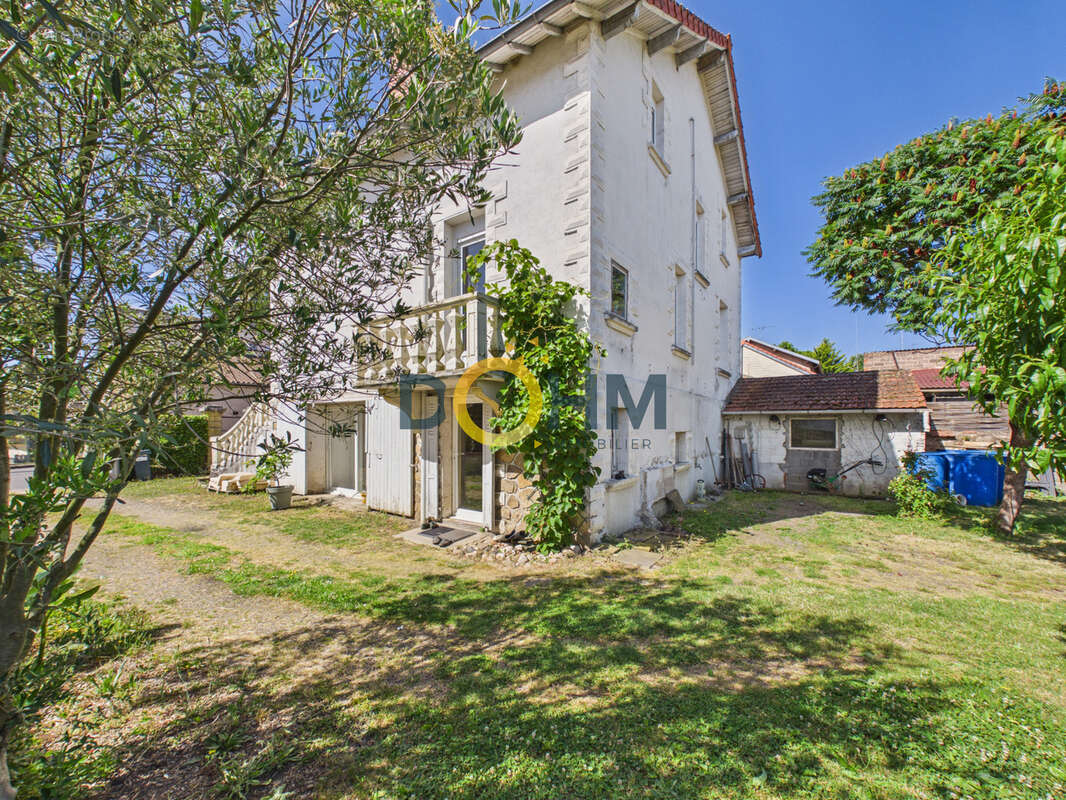 Maison à SAINTE-FLORINE