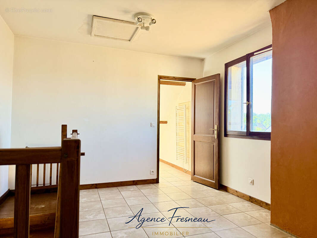 SOUESMES - Maison familiale de 105 m² sur 765 m² de terrain - photo 7