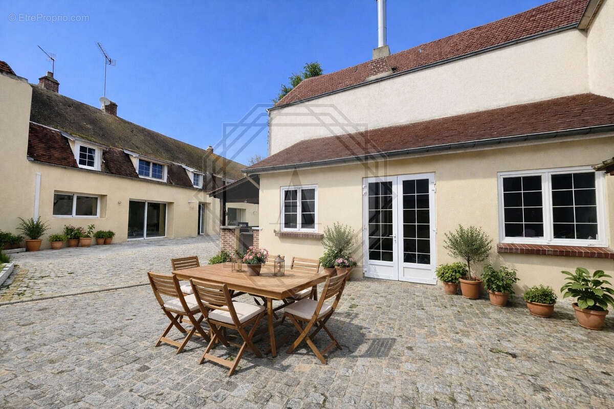 Maison à L'ISLE-ADAM