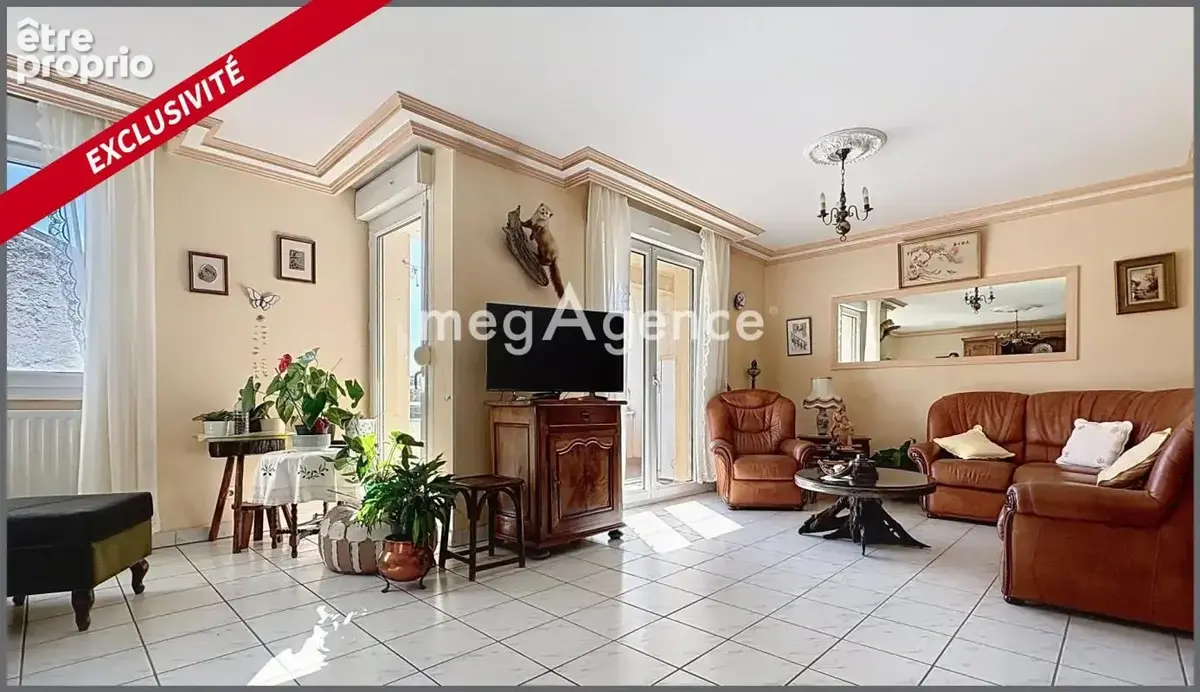 À vendre – Spacieux appartement T4 avec balcon plein sud et garage à Sainte-Colombe - photo 2