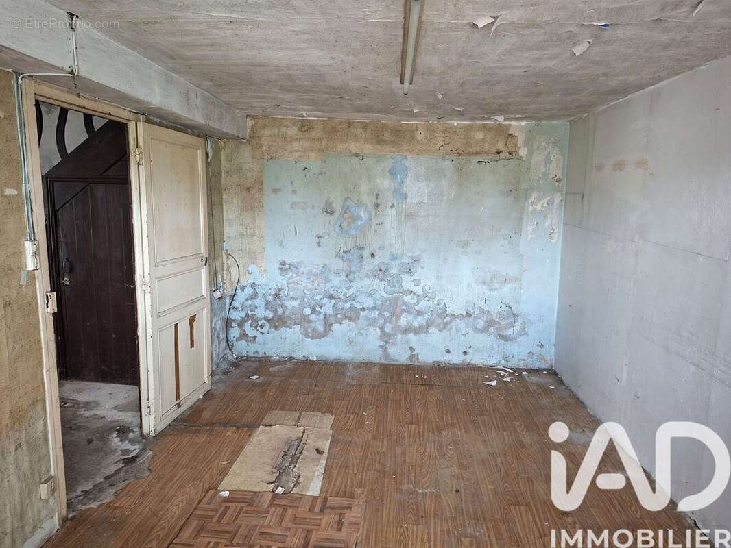 Photo 6 - Maison à CELLETTES