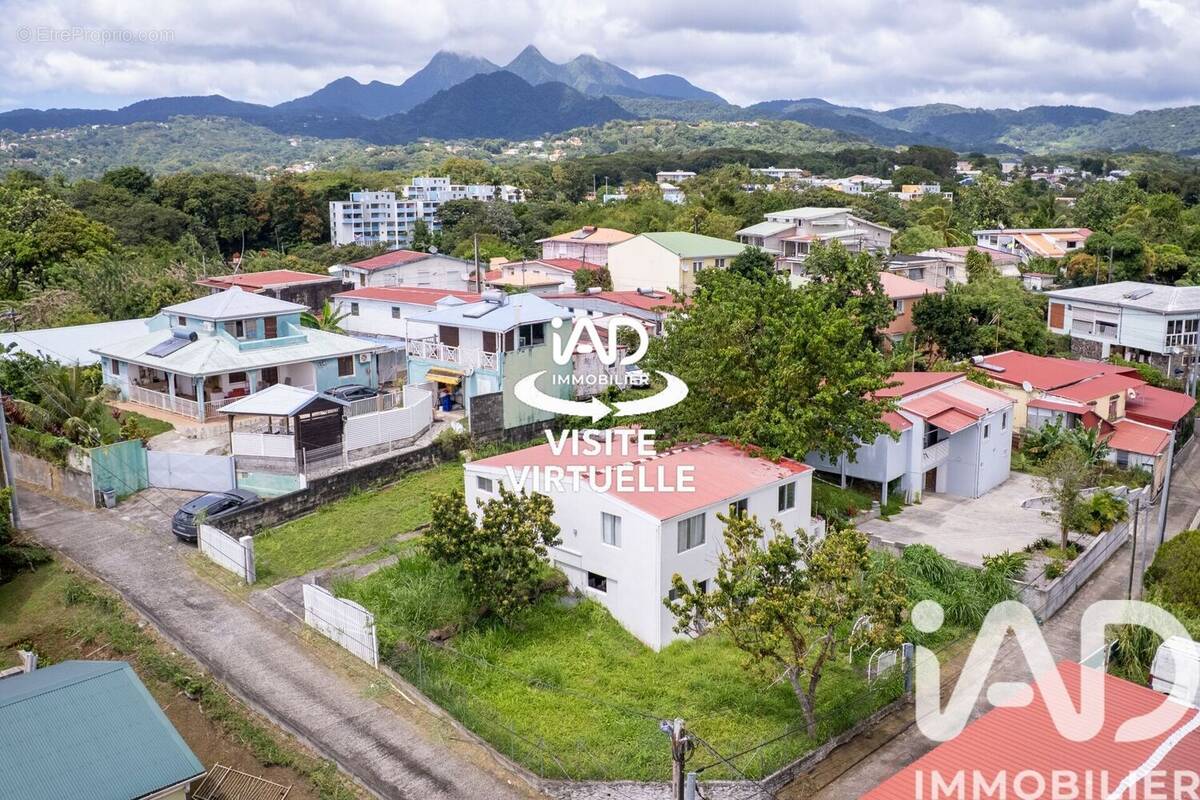 Photo 1 - Maison à FORT-DE-FRANCE