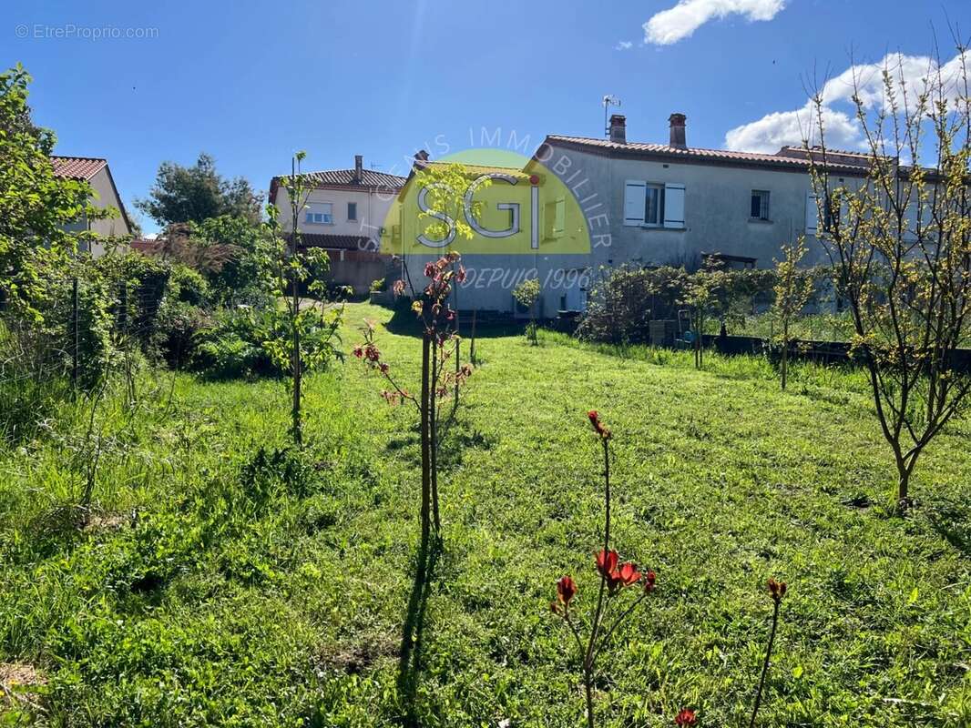 Maison à SAINT-GENIS-DES-FONTAINES