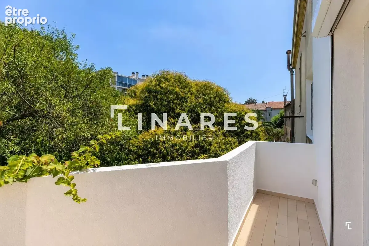 LE SAINT-JULIEN - Maison de village T3 Duplex de 70m2 - 13012 - photo 5