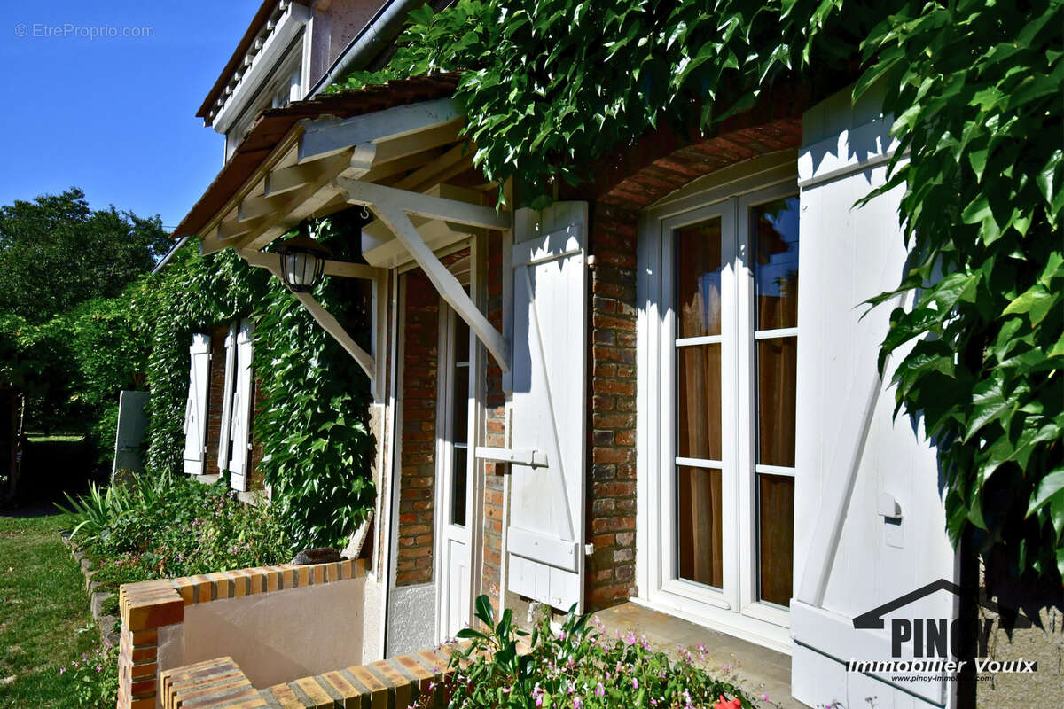 Maison à VOULX