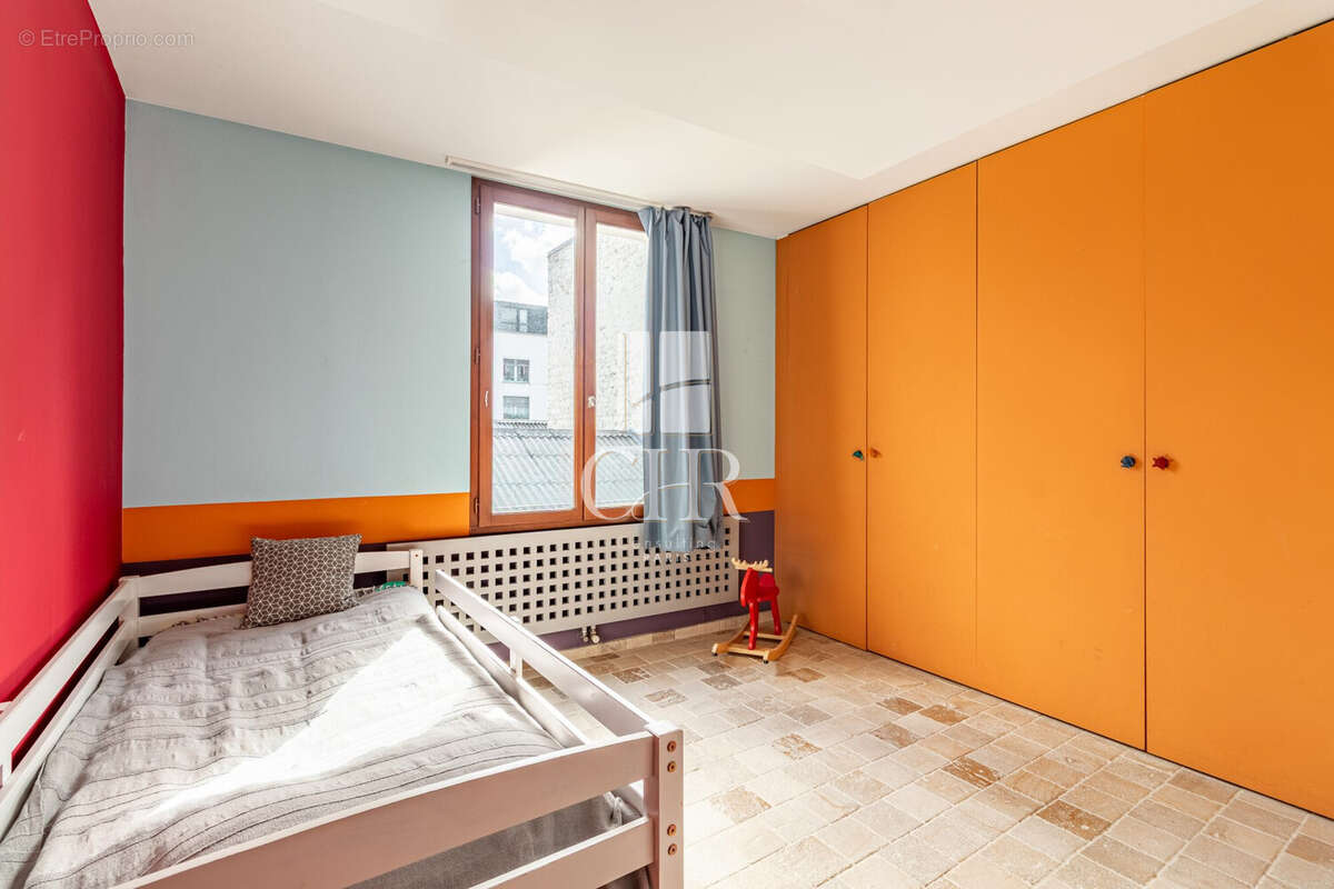 Appartement à PARIS-11E
