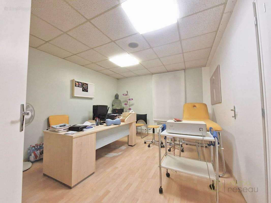 Local commercial - photo 4