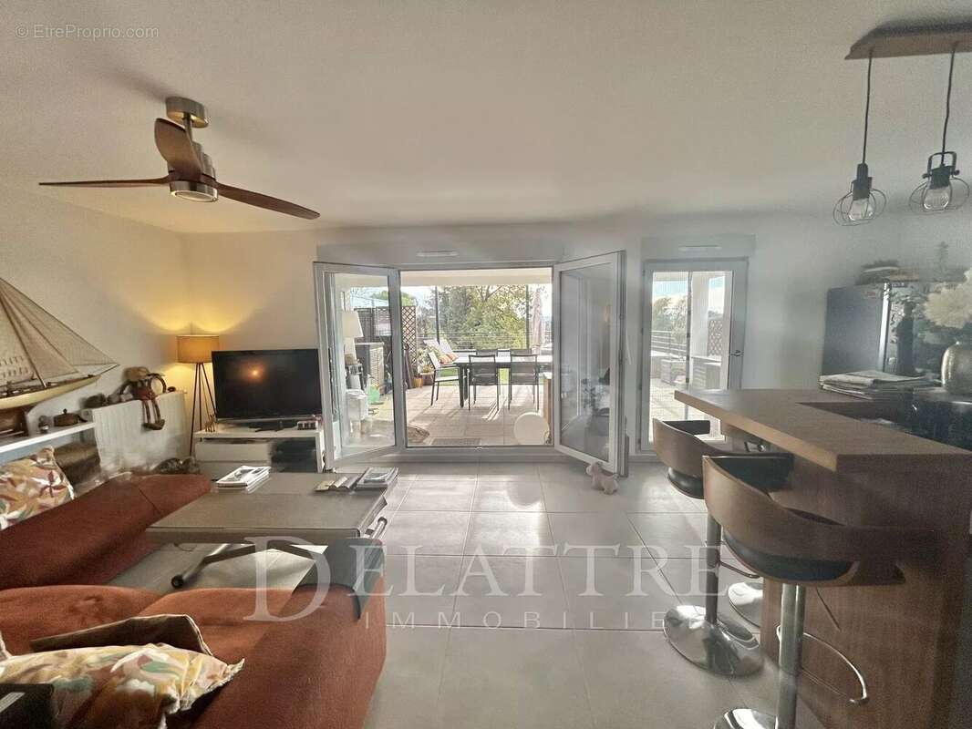 Appartement à OPIO