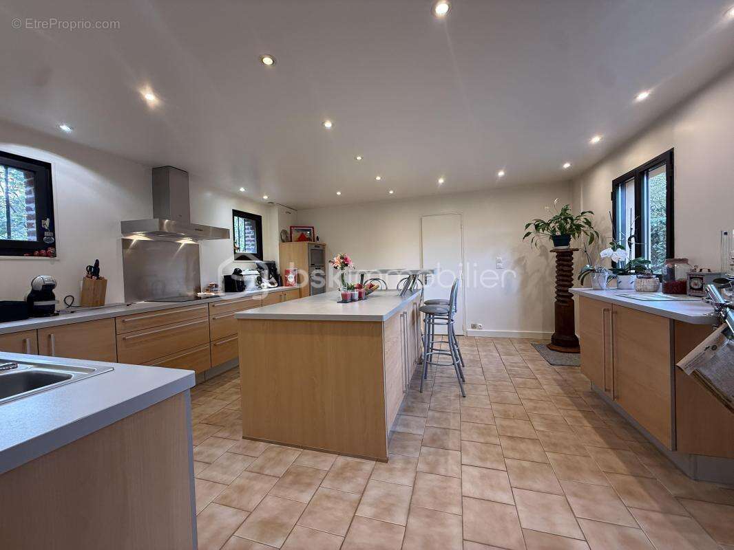 Maison à PONT-L'EVEQUE